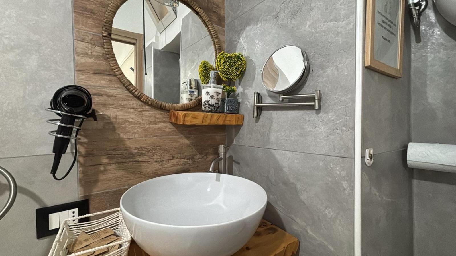 Pm 7 Vico Avallone Appartement Naples